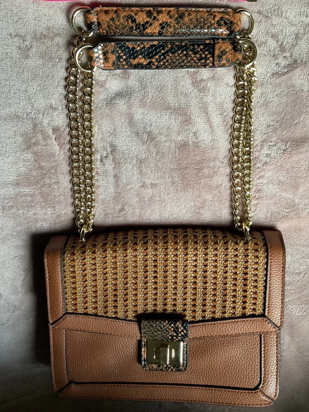 Steve Madden Throwback Turnkey Shoulder Chain Top Handle Pebble Faux Leather Tan